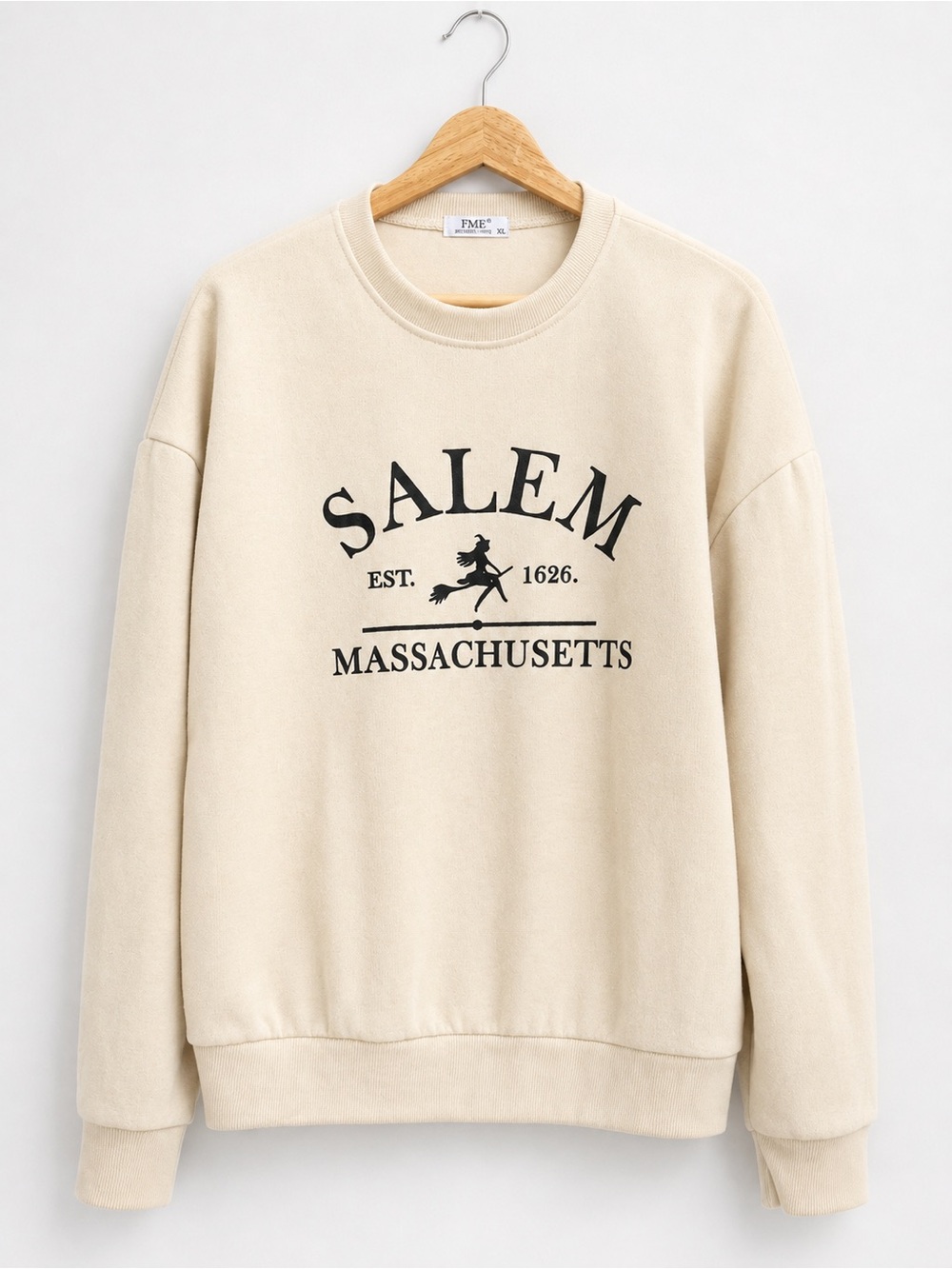 Salem Massachusetts Crewneck Sweatshirt - Cream